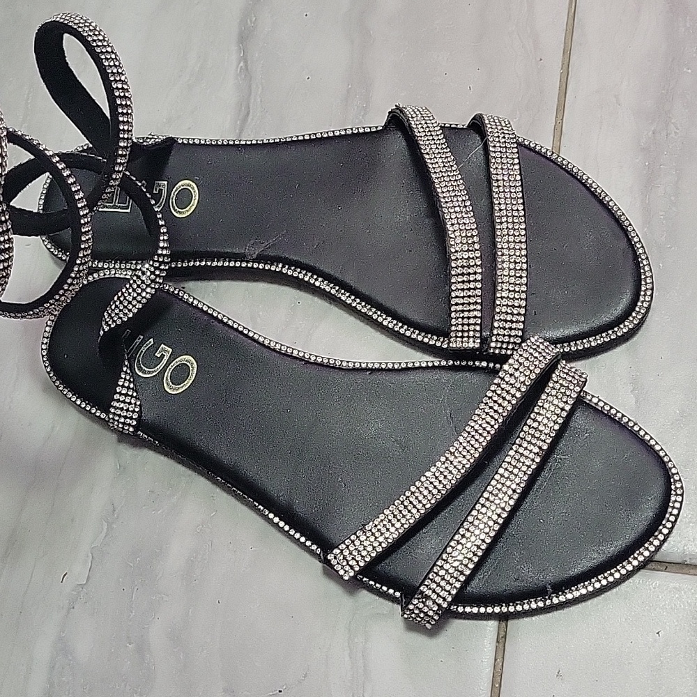 EGO Women's Strappy Slippers with Rhinestone Details Size 5